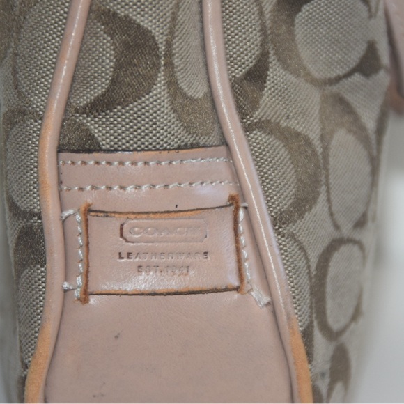 COACH Brown Canvas Signature C Hampton Shoulder Bag Style 6091 - Picture 4 of 4